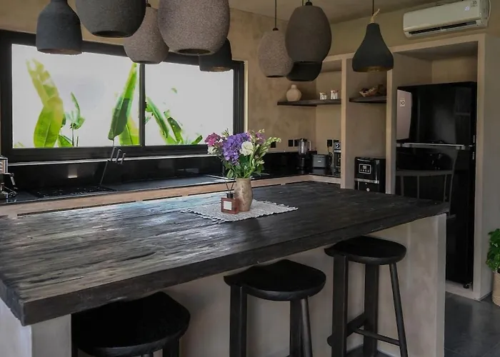 2 Bdr Villa-private Pool-heart Of Uluwatu (Bali)